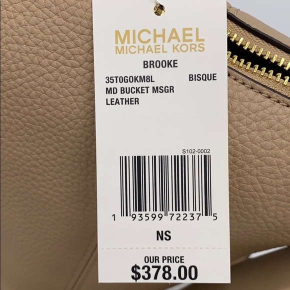 MICHAEL KORS BROOKE MEDIUM BUCKET MESSENGER - Picture 15 of 16